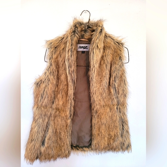 3/30$: 🔥Vintage Faux Fur Groupie Vest🔥 - Picture 1 of 6